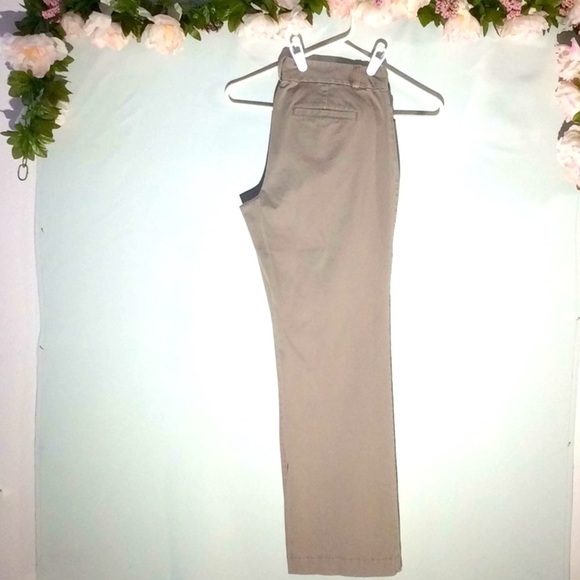 𝅺Loft Trousers, Size 8, Tan. - Picture 2 of 5